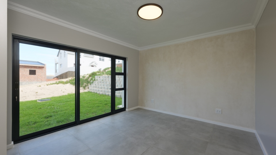3 Bedroom Property for Sale in Suiderstrand Western Cape